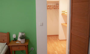 Zweigelt Begehbarer walkin wardrobe